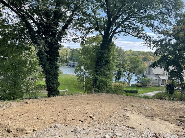 view of yard with a water view