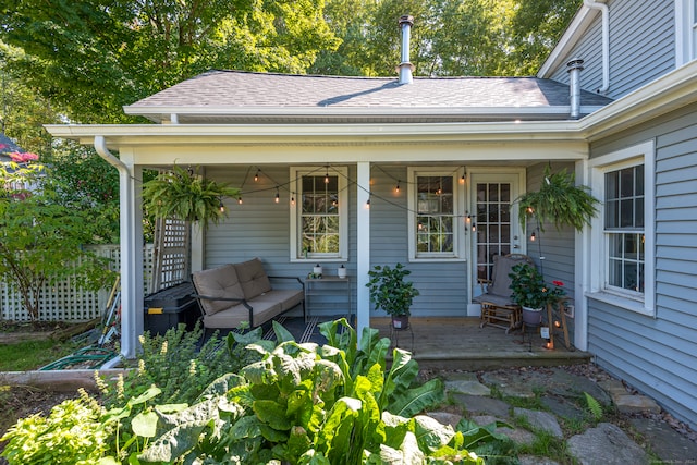 doorway to property with covered porch