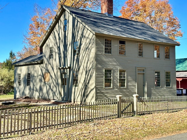 view of front facade