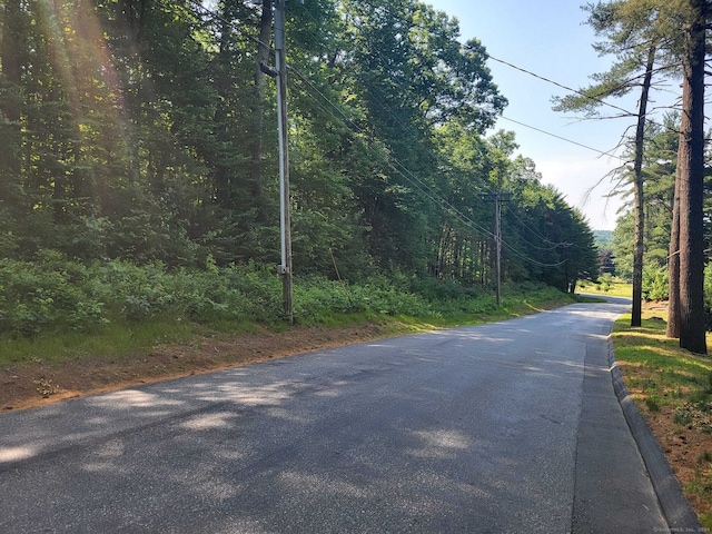 000 River Rd, Willington, CT 06279