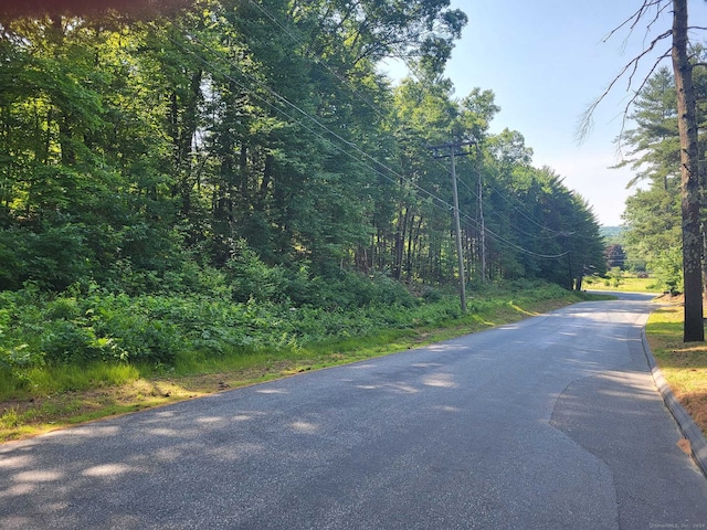 000 River Rd, Willington, CT 06279