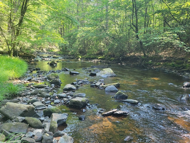 000 River Rd, Willington, CT 06279