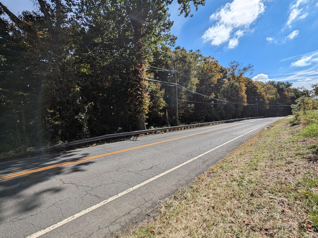 1875 Litchfield Tpke, Woodbridge, CT 06525