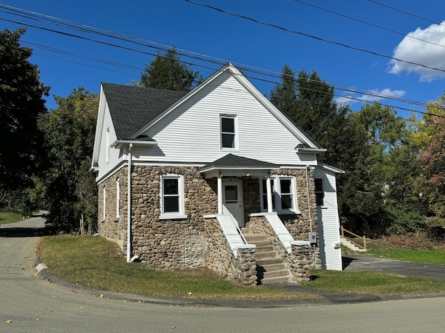 view of front of house with covered porch