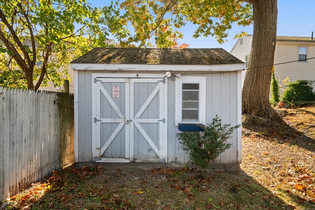 view of outbuilding