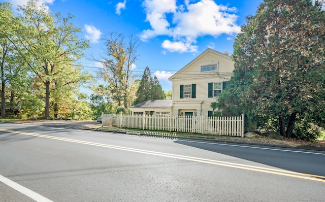 view of front of house