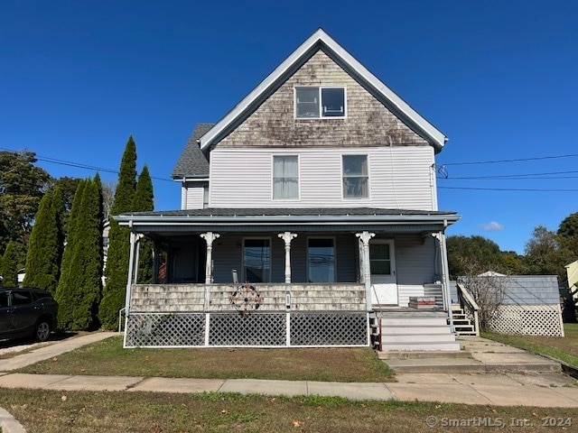 view of front facade with a porch