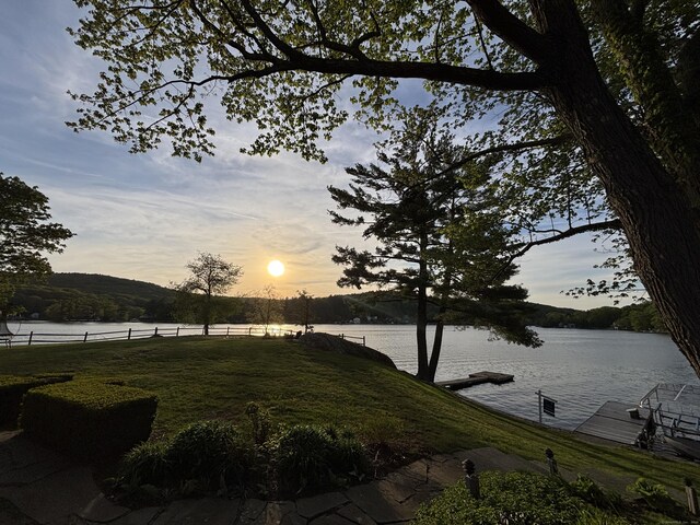 538 Wheelers Pt, Winchester, CT 06098 - view of yard featuring a water view