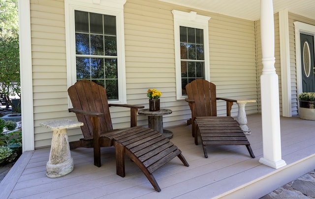 view of patio / terrace featuring covered porch