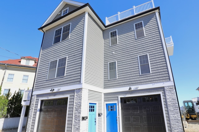 view of front of house with a garage