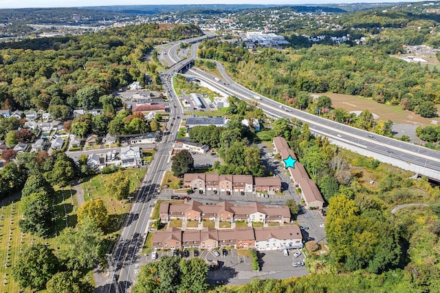 35 Mountain Village Rd Unit 8, Waterbury, CT 06706 - aerial overview of property's location with a major roadway