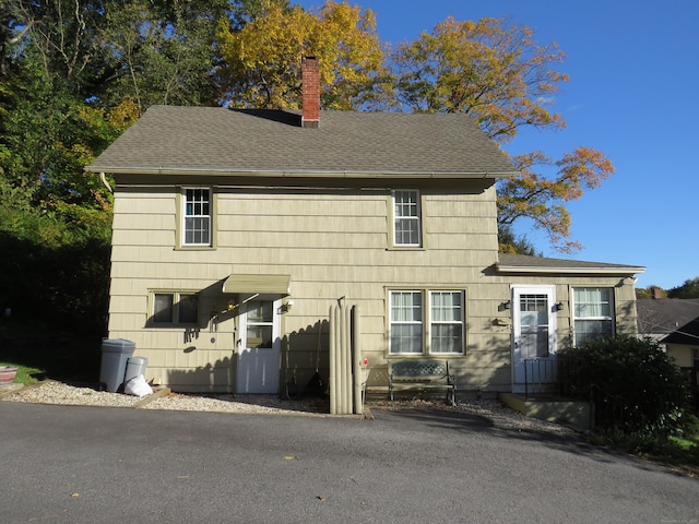 view of front facade