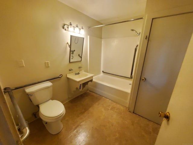 67 Enfield St Unit 37, Hartford, CT 06112 - full bathroom with shower / washtub combination and tile patterned floors