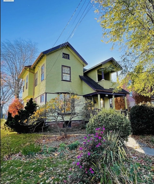 view of rear view of house