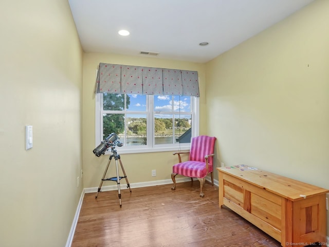 201 Shore Rd, Greenwich, CT 06830 - living area featuring recessed lighting, baseboards, visible vents, and wood finished floors
