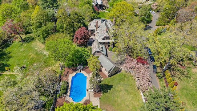 6 Prospect Ct, Hamden, CT 06517 - view from above of property featuring a pool