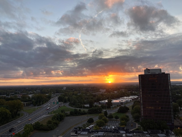 view of aerial view at dusk