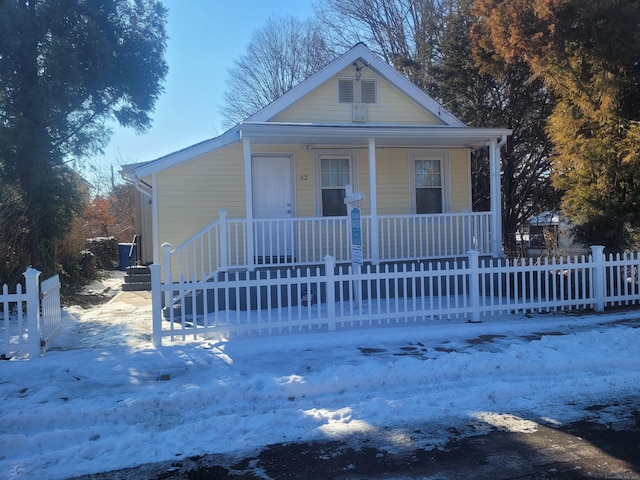 view of front of home with covered porch