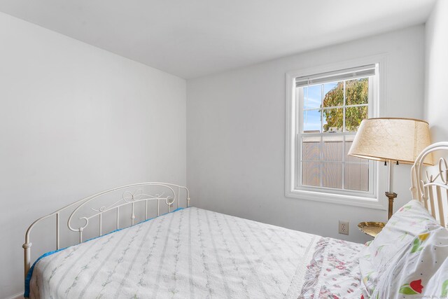 53 Breen Ave, Old Lyme, CT 06371 - view of bedroom