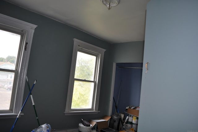 21 Violet St, Waterbury, CT 06704 - interior space