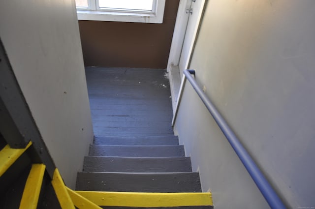 21 Violet St, Waterbury, CT 06704 - view of stairway