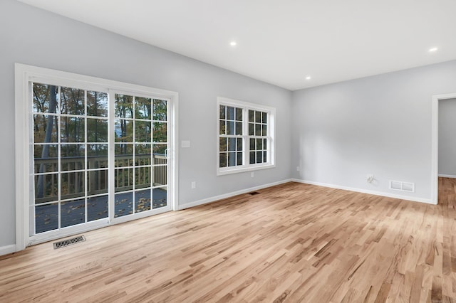 empty room featuring light hardwood / wood-style flooring