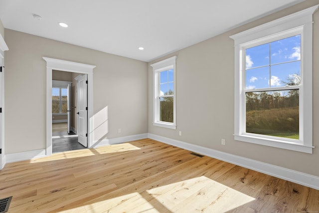 empty room featuring light hardwood / wood-style flooring