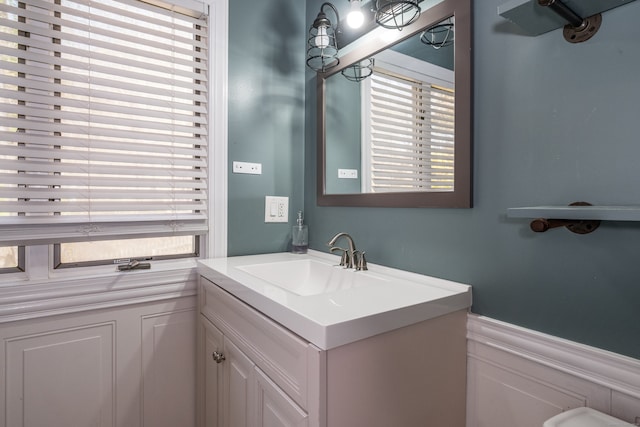 bathroom with vanity