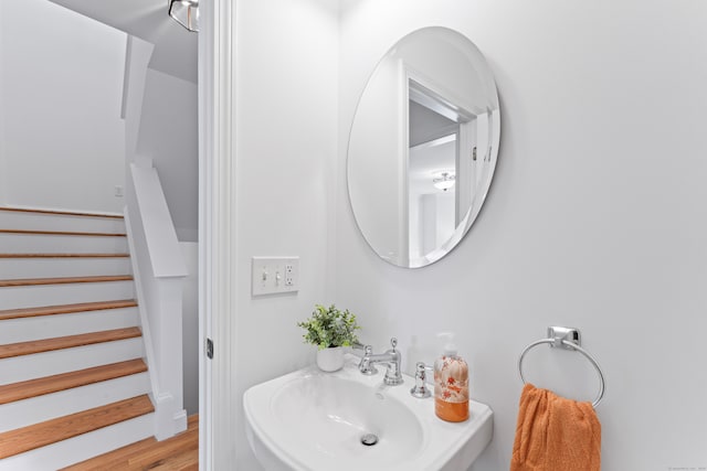 bathroom featuring hardwood / wood-style floors and sink