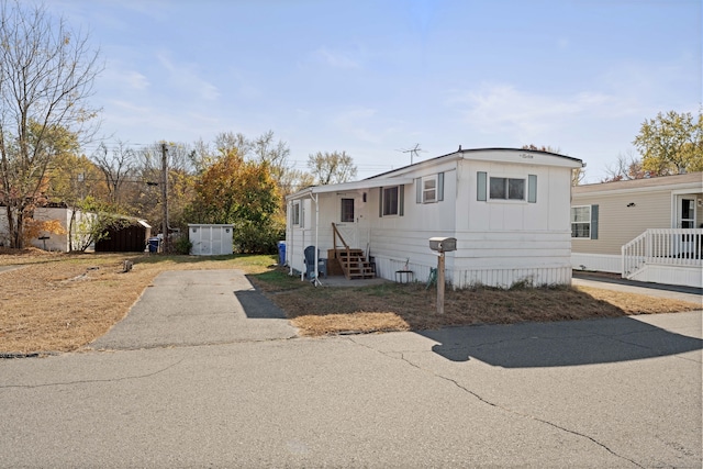 view of manufactured / mobile home