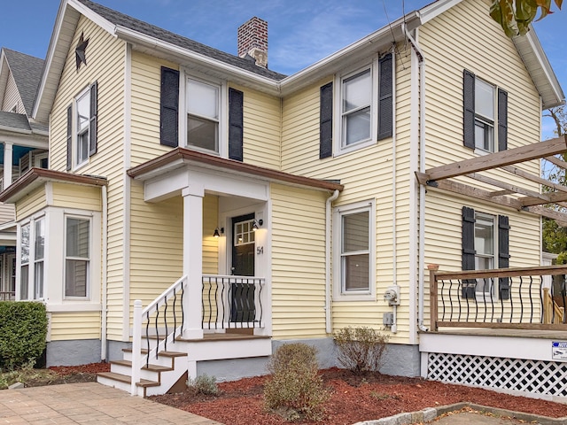 view of front facade featuring covered porch