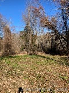 11 Cheney Rd, Pomfret, CT 06259