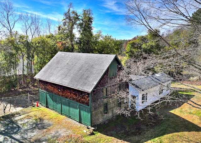 view of outbuilding