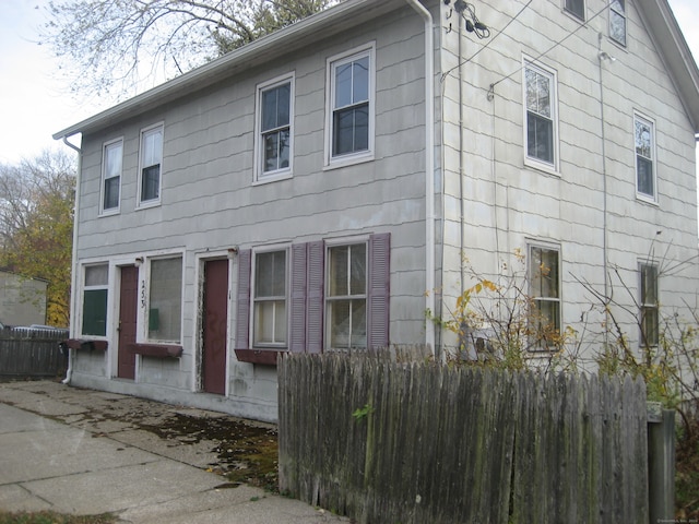 view of home's exterior