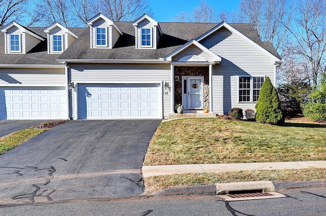 view of front of house with a front yard