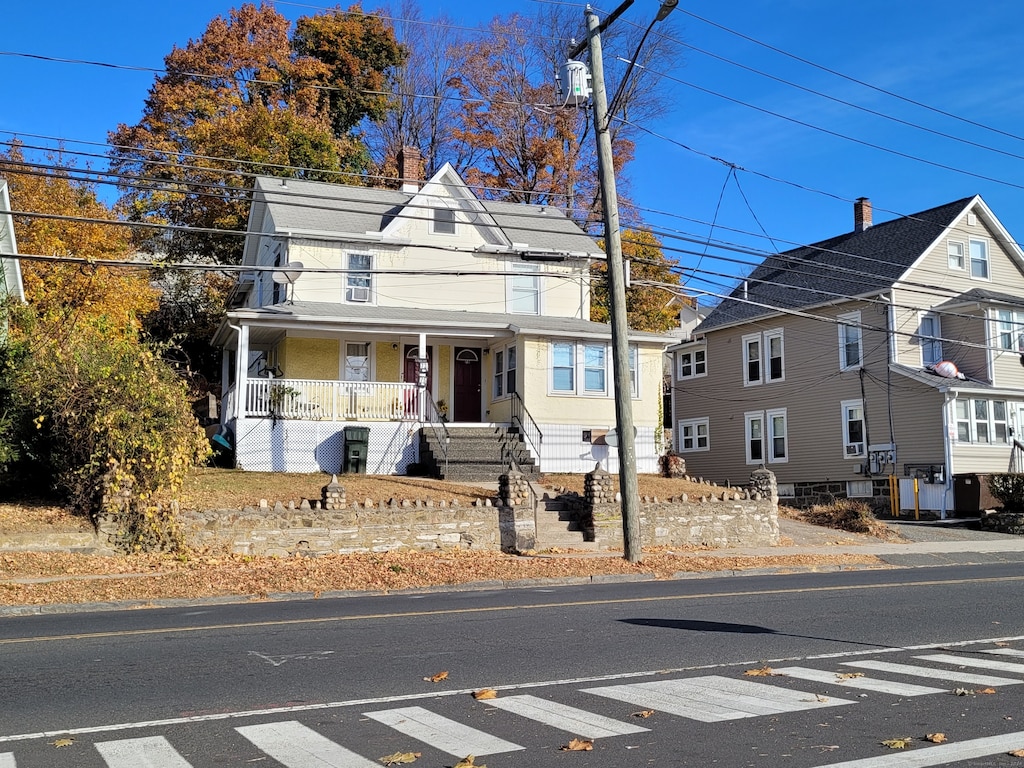 view of front of house with covered porch