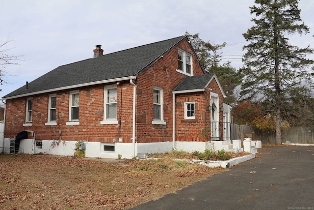 view of side of home