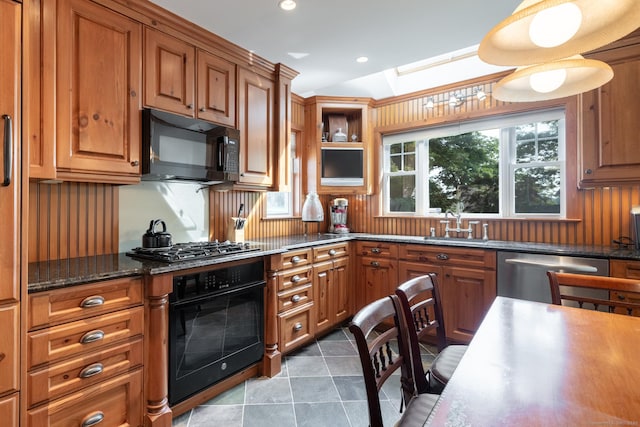 119 W Wakefield Blvd, Winchester, CT 06098 - photo 9