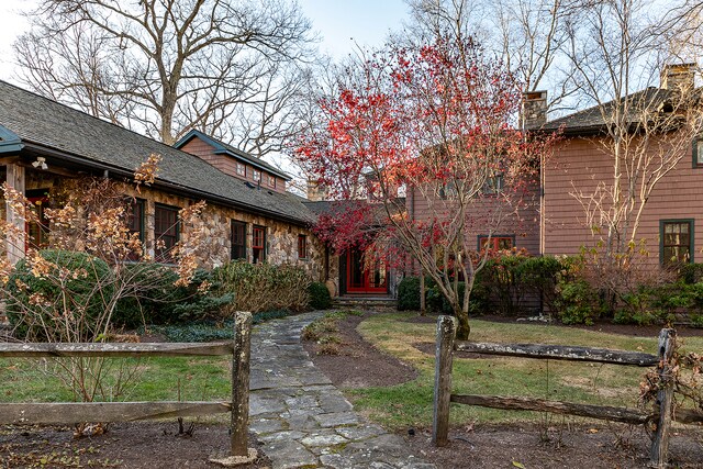 view of front of home