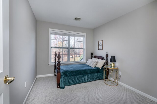 bedroom featuring carpet floors