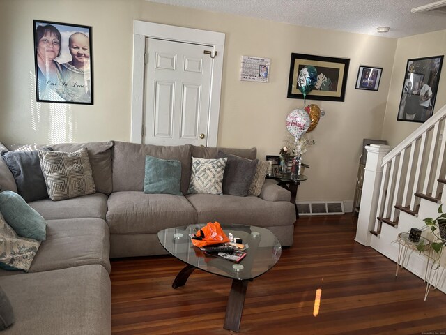 281 Silver Ln, East Hartford, CT 06108 - photo 5