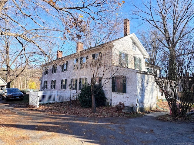 373 Main St, New Hartford, CT 06057 - view of front of property featuring a chimney