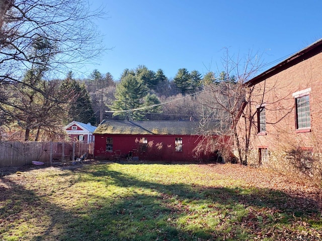373 Main St, New Hartford, CT 06057 - view of yard