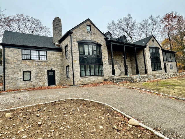 view of front facade