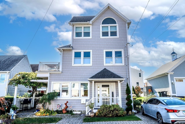 1 Dunbar Rd, Milford, CT 06460 - view of front of home featuring a balcony