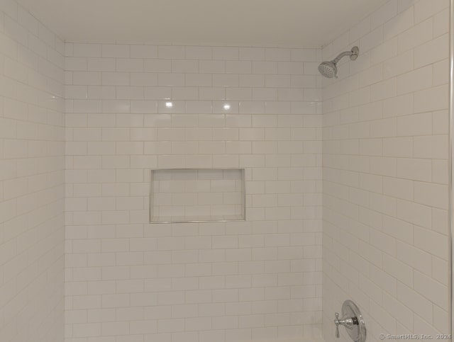 details with tiled shower / bath