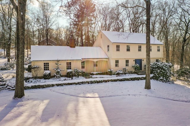 view of front of property