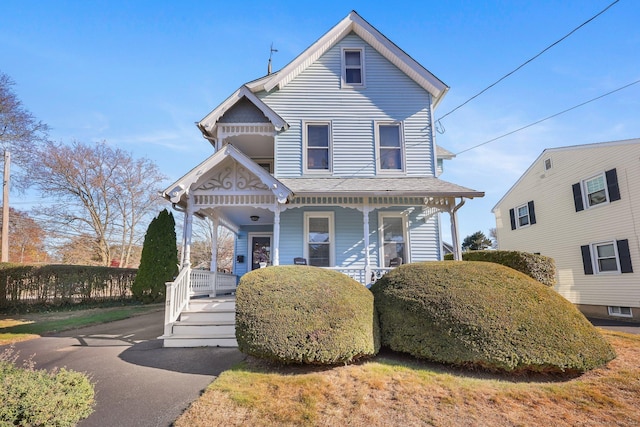 view of front of property with a porch