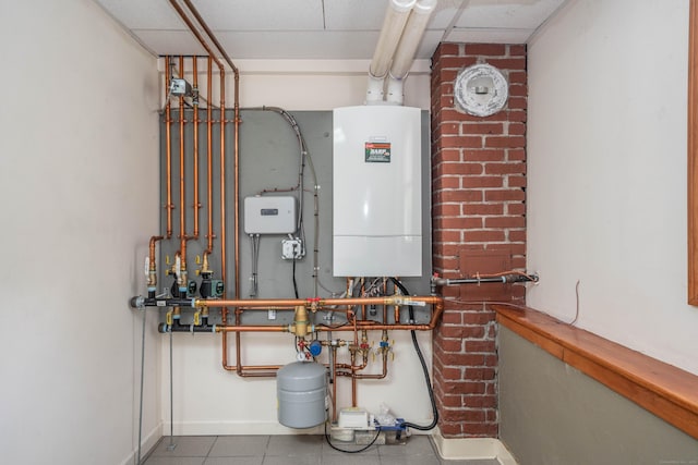 45 Wentworth Dr, East Hartford, CT 06118 - utilities featuring water heater