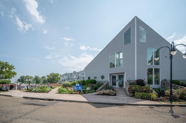 view of front of house